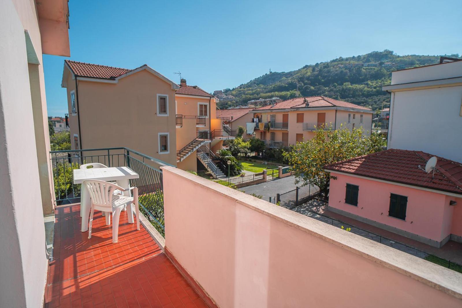 Casa Vacanze Ferrando Pietra Ligure Exterior photo